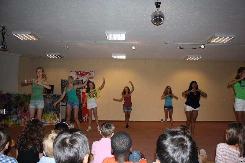 Village Camps International Summer Camp Leysin, Switzerland 2026-07-13 https://www.villagecamps.com/journals_admin/images/716-21-prom (208).jpg